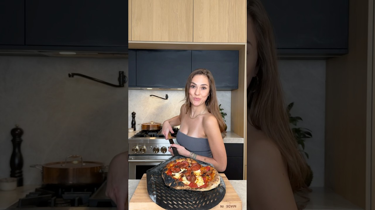 Spicy Hot Honey Pizza 🍕🌶️